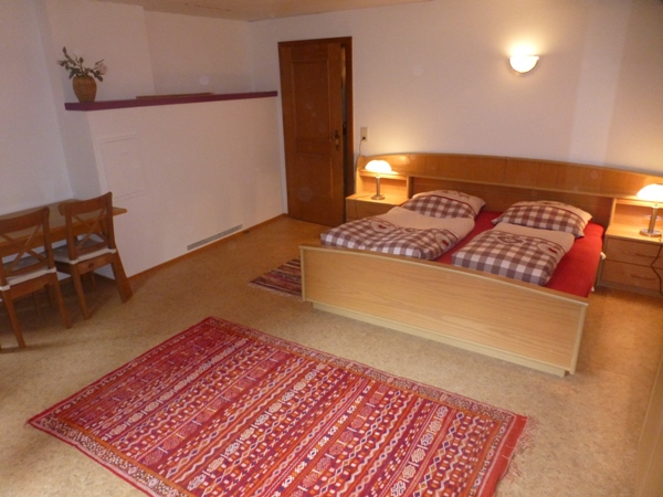 grosses Schlafzimmer
